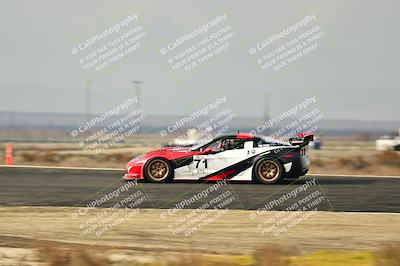 media/Jan-26-2025-CalClub SCCA (Sun) [[cfcea7df88]]/Group 3/Race/